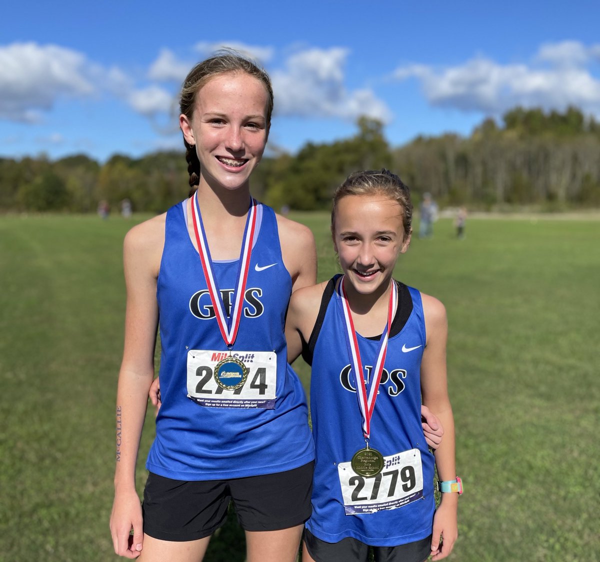 BruiserSports's tweet photo. Congratulations to Nora Armstrong and Helen Kates for finishing 🥇 and 🥈 in todays regional cross country championship! #YGG #HTTG #GoBruisers 👏🏼 https://t.co/Ce74ll2CPK