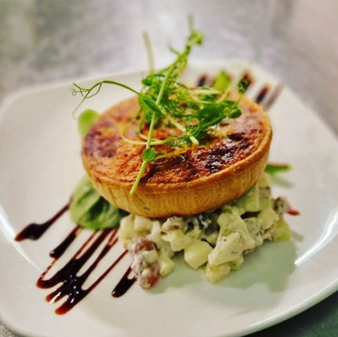 GeorgeHotelKent's tweet photo. New menu items! You can book a table via our website, or email georgehotel@shepherd-neame.co.uk and we'll be happy to help! #cranbrook #cranbrookhighstreet #shepherdneame #shepsfood https://t.co/wBjeYAJJh6