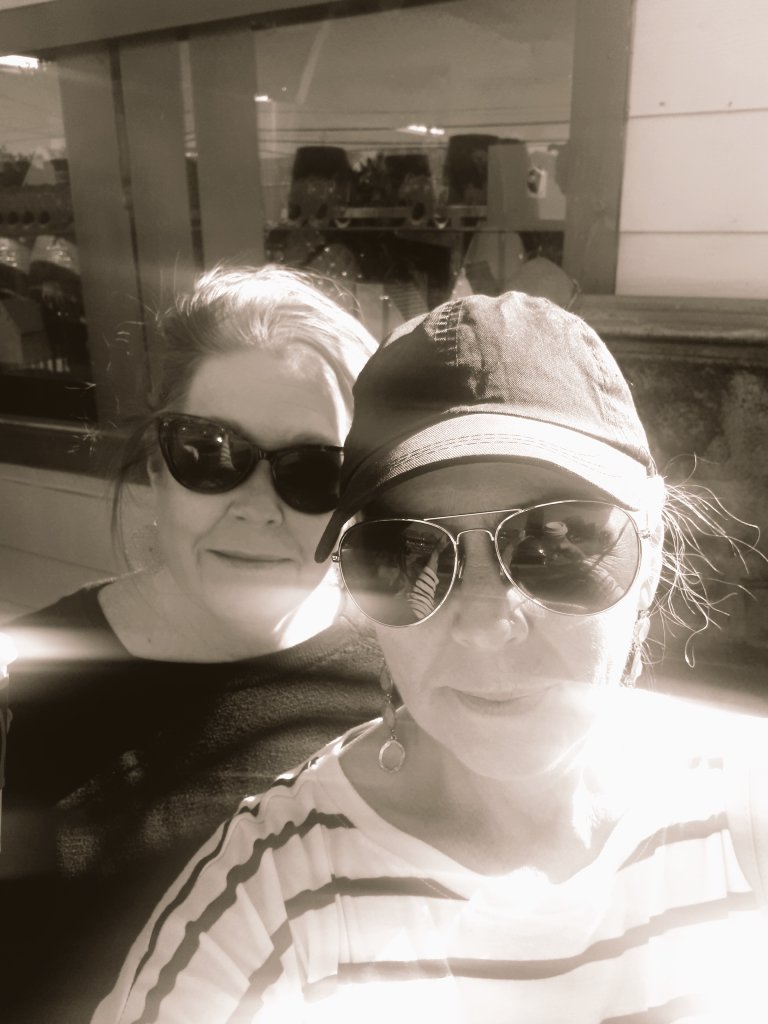 Lisa Bowers tweet media