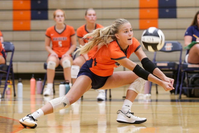 RaiderUpdates's tweet photo. Volleyball sectional championship on the line tonight at 7:00pm at May Gymnasium!  Any Raider not out of town for fall break - be there! https://t.co/IQhLSCHpFv