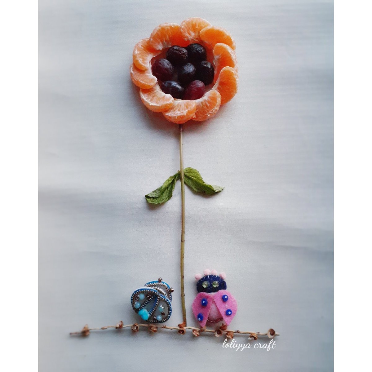 Lolliyya's tweet photo. Let's plant our own garden and watch something beautiful grow. Hope.
#craft
#flatlayjournal https://t.co/hFZudI3PVO