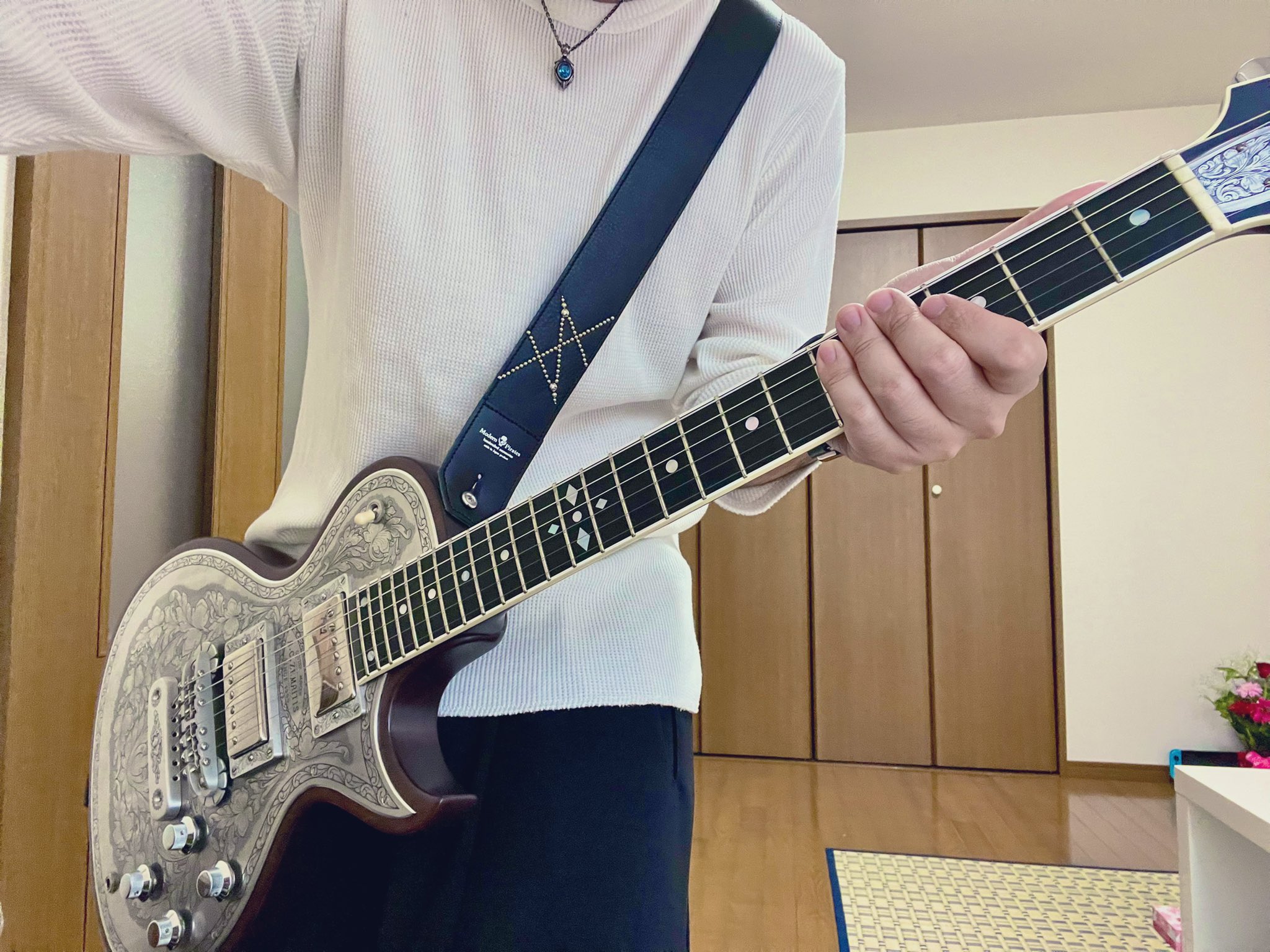 Eijiorochi Just Fine Japan Guitar Guitarsolo Zemaitis ゼマイティス Glay Hisashi T Co Ubqlys9tu4 Twitter