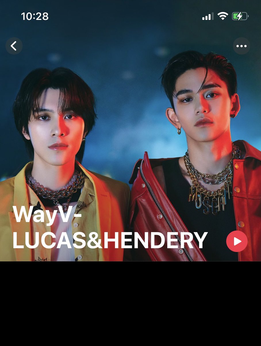 czeniity's tweet photo. Apple Music has updated their Artist Profile to this picture of LUCAS and HENDERY! 🔥🌶
credit @Jae_San_ https://t.co/T2fyEddtQR
