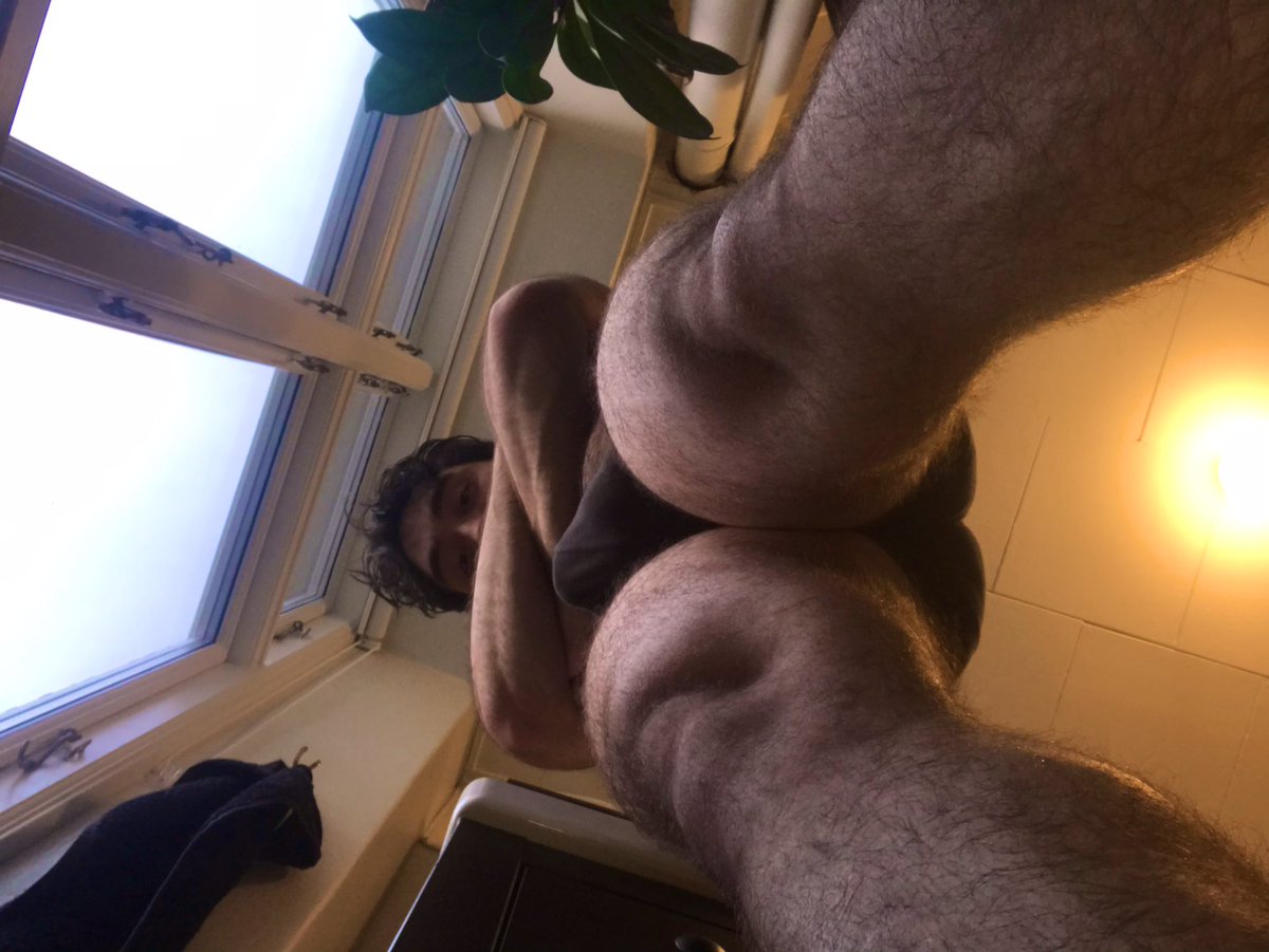 MrArabDom's tweet photo. ⚠️WARNING⚠️
Highly addictive #Cashmaster who is capable and ready to fuck your mind, body and wallet! Enter at your own risk.

#Arab #findom #master #hairytop #Hairydudes #hairymale #arabfeet #Feet #footmaster https://t.co/21PKJjDSyo