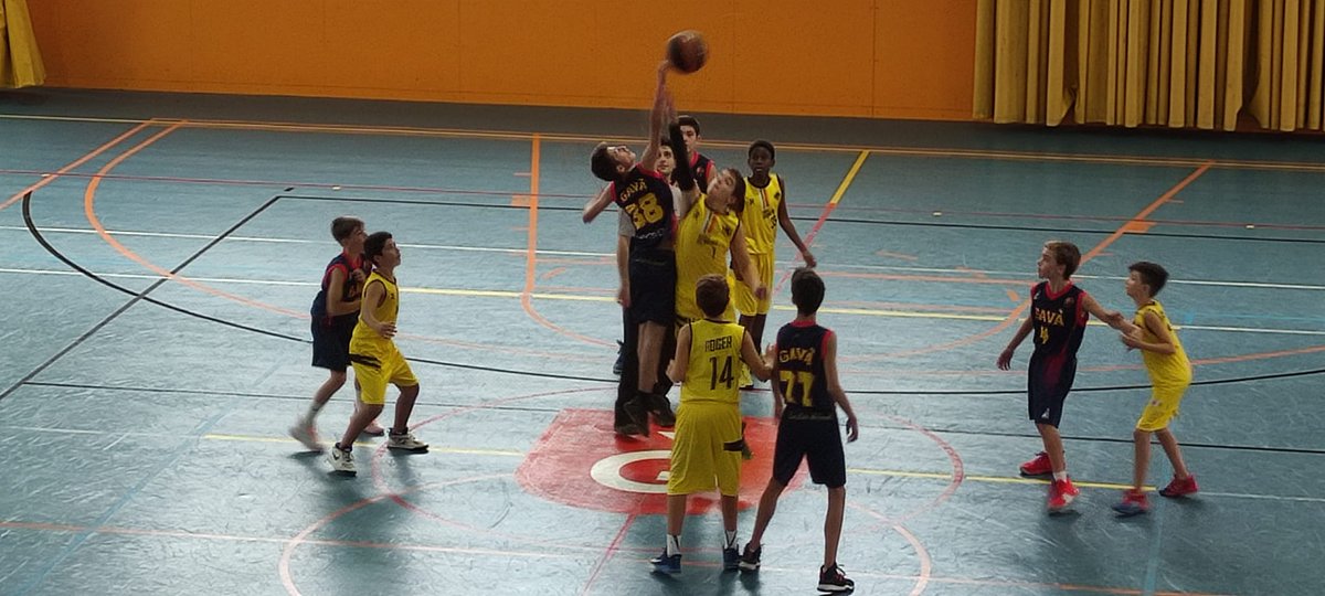 CBGava's tweet photo. Resultats dels partits d'aquest matí ‼️
Enhorabona a tots i totes pel treball realitzat 👏🏽
Ànims a tots aquells que encara no han jugat 🤪🏀
#cbgava #unclubdiferent https://t.co/mnrscFb8wL