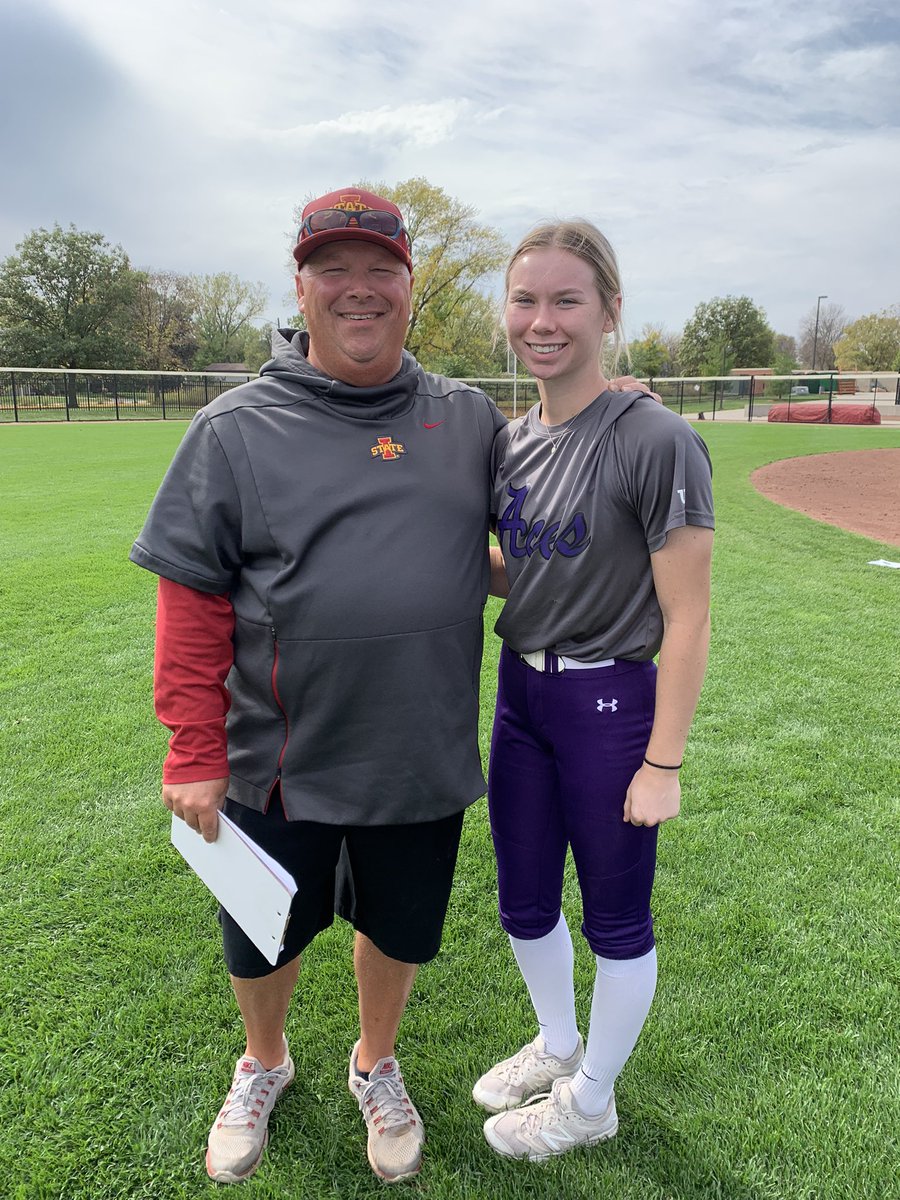Huge thank you to <a href="/CoachPinkerton/">Jamie Pinkerton</a>  and <a href="/CycloneSB/">Iowa State Softball</a> for putting together an amazing two day camp! I had lots of fun with all the great athletes and coaching staff! <a href="/Aces_SoftballKC/">Aces Softball</a>