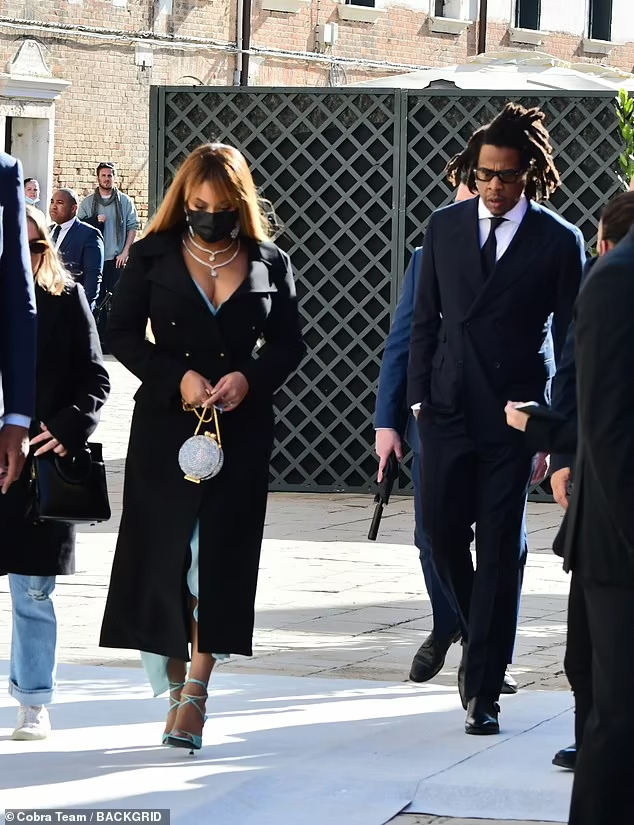 Venice, Italy. 16th Oct, 2021. Guests of the wedding between