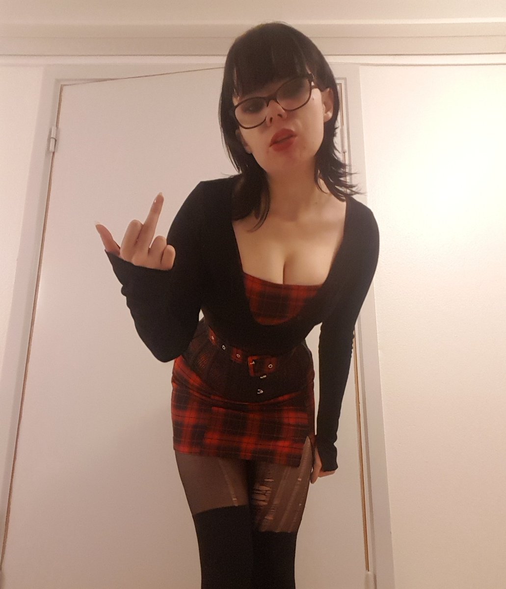 Since youre wondering, this is how hot i am nowadays. This is what youre missing out on while im busy. Youre welcome. 

💸 findom femdom Sverige altdomme goth nylons pengaslav denial cucking