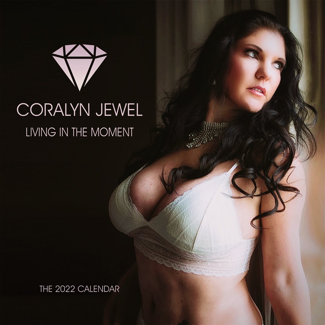 Highprofilepod's tweet photo. #Hostess of @HankiePodcast @SweetblueCJ
and @HankiePankieCA released today .
#coralynjewel 2022 #limitededition #calendar #availableforpurchase thank you produced ONLY 50 #grabitwhileyoucan
https://t.co/2qcLpfsZWX https://t.co/cVtYK9ruLt https://t.co/rBDX8I7g4j