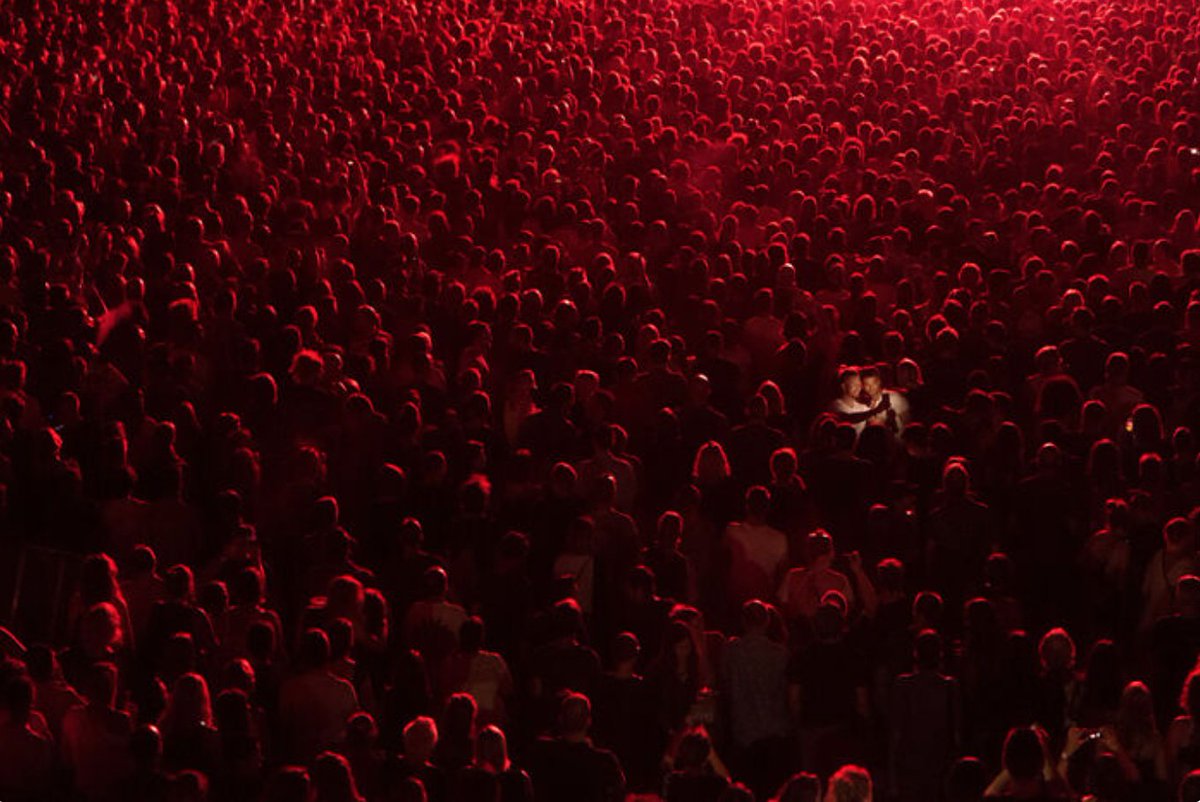uvideofx's tweet photo. Concert Selfie!
#concert #photo #photooftheday #love #music #instagood #beautiful #like4like #followme #picoftheday #hashtag10 #instadaily #follow #Musica #motivation #Repost #Amazing #photography #photographer #red https://t.co/zlzdTGap7t