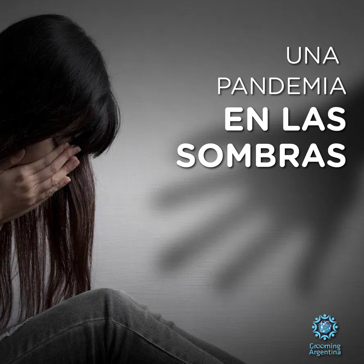 GroomingArg's tweet photo. 🌎 UNA PANDEMIA EN LAS SOMBRAS.  

❌ La explotación sexual de #NNyA en Internet ha crecido significativamente en Argentina y en el mundo, mediante los delitos de #Grooming y el material de abuso sexual.

🙅🏽‍♂️🙅🏻 Como sociedad debemos crear conciencia para prevenirlo. https://t.co/mJk9pU9tUx