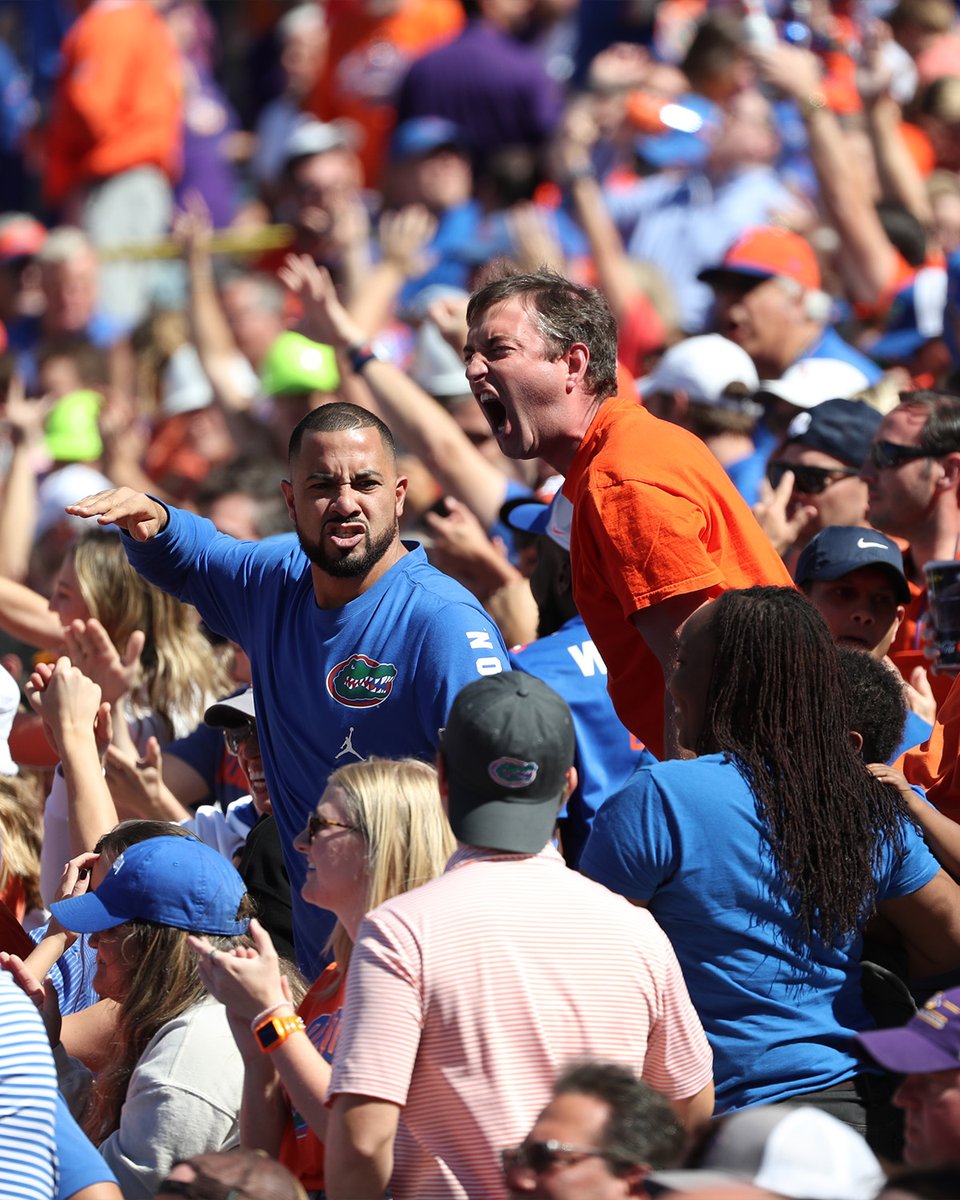 FloridaGators's tweet photo. Go crazy Gators.

#GoGators https://t.co/TQlL9H2V3g