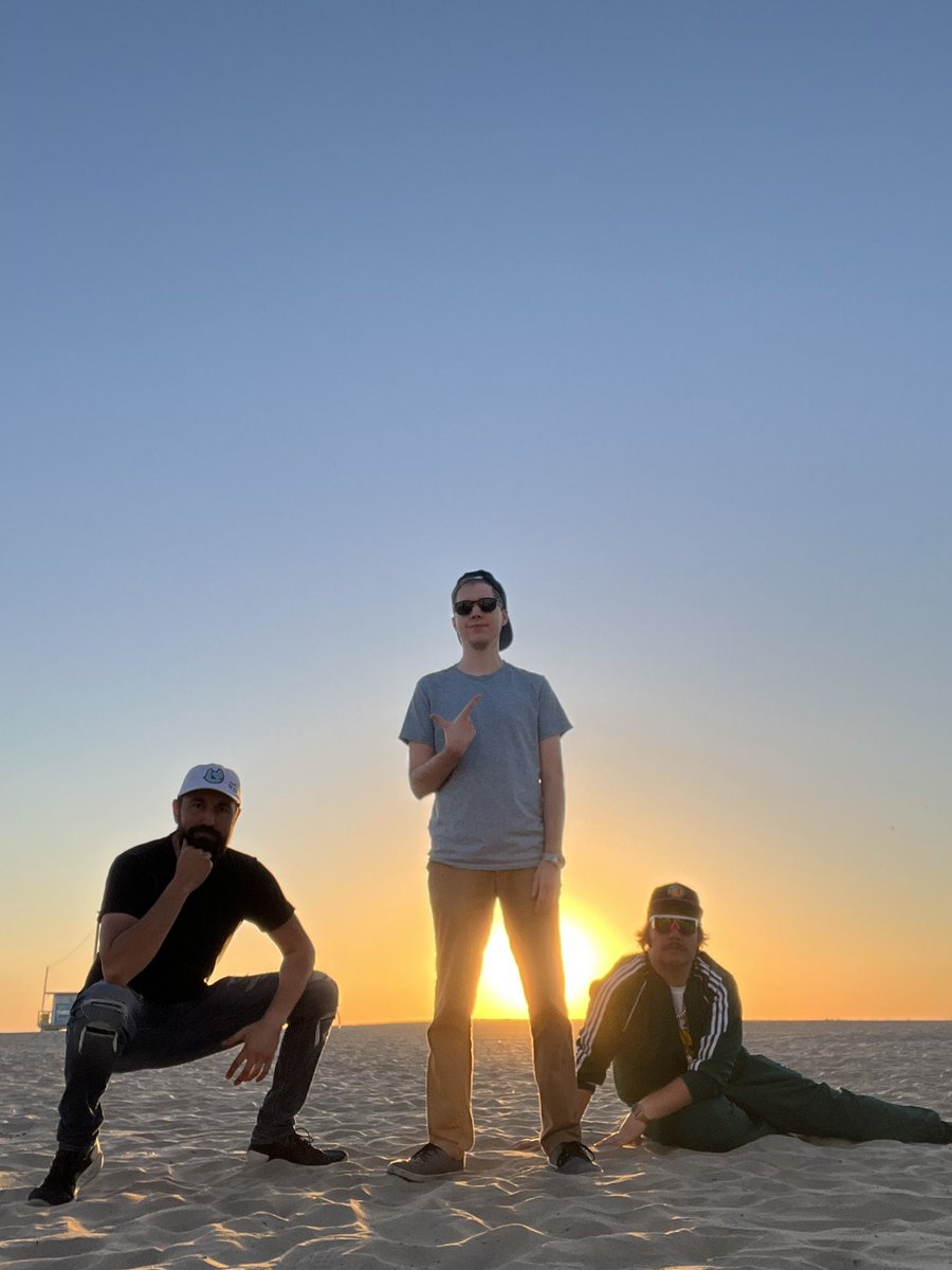 NFTBuffet's tweet photo. Check out our new nft single coming out this fall ๐
๐ต Quit playing games with my Art -๐
By the blockchain boyz ๐โ
@NFTsAnonymous @AlexDaUkrainian https://t.co/nOblKjLg2K