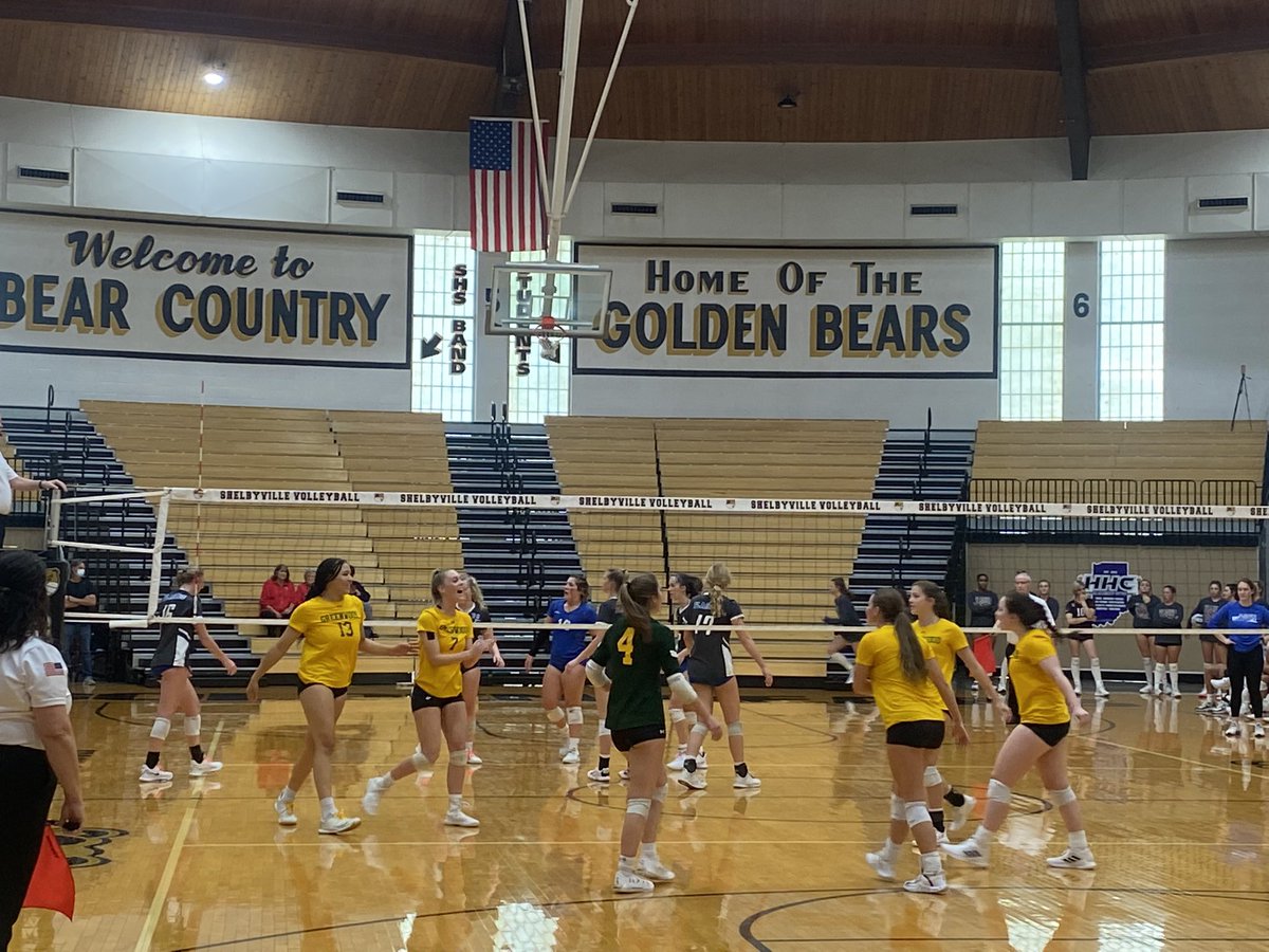 Gwoodathletics's tweet photo. Woodmen will advance to the Sectional final tonight at 7pm! https://t.co/ghSHQyIUUE
