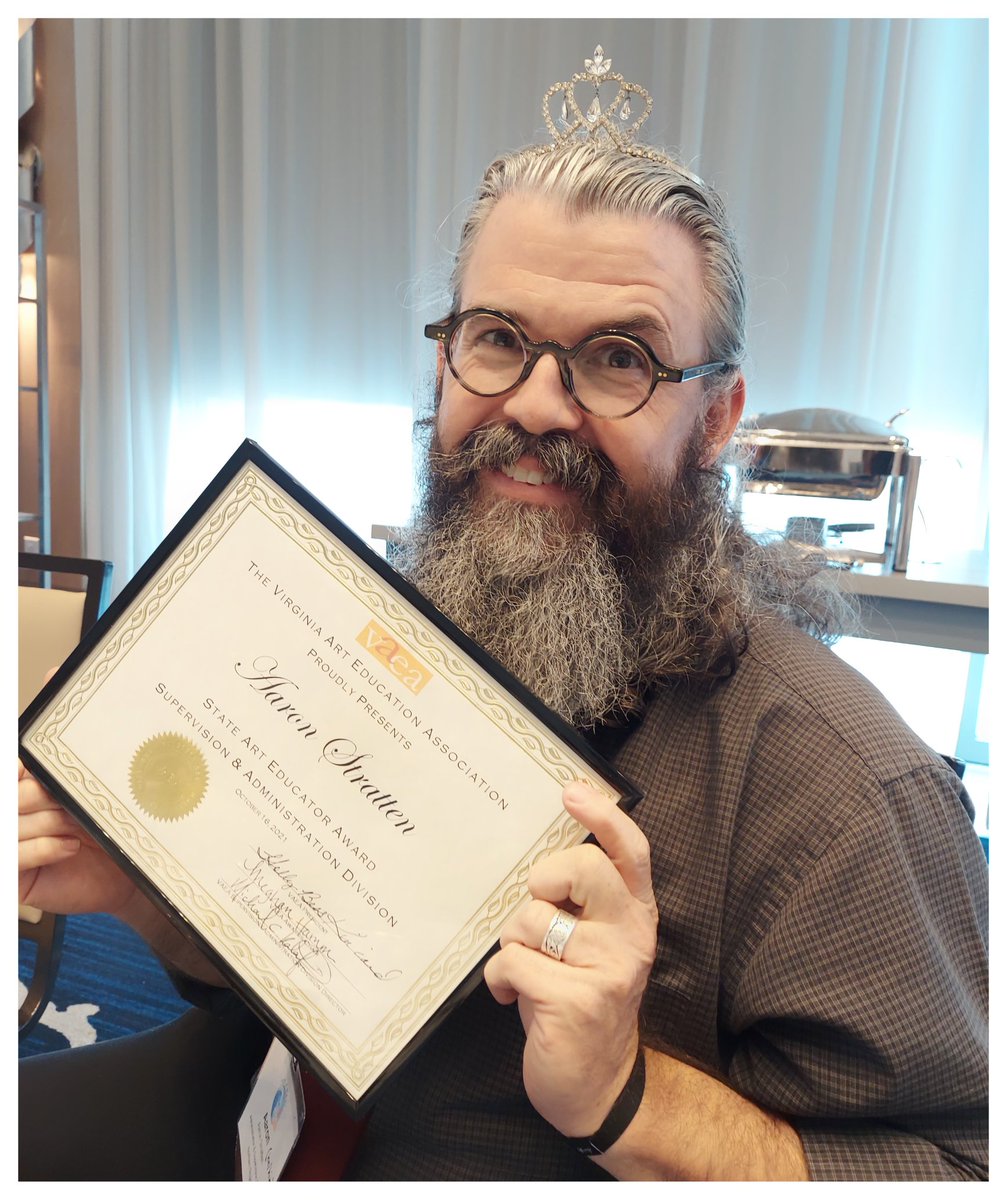 FCPSfinearts's tweet photo. Shout out to Aaron Stratten for being awarded the VAEA Administration and Supervisor of the year! @fcpsnews https://t.co/qbRe8hLaR0