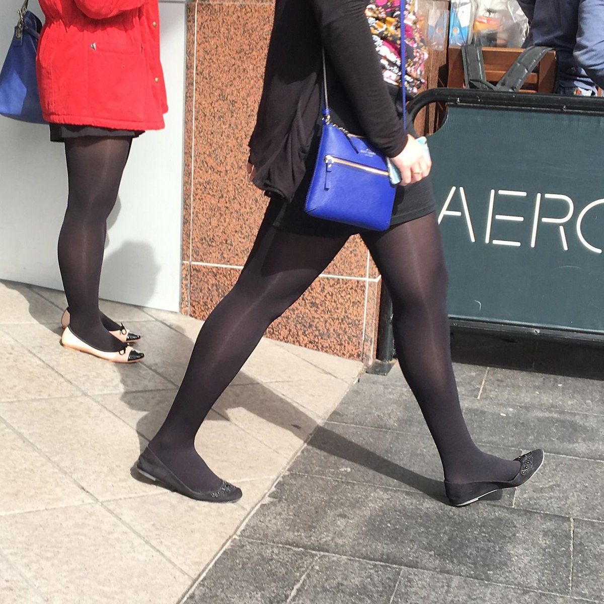 可爱女人 ножки. Необычные капроновые колготки. Колготки с балетками. Колготки х/б. Заметили колготки.