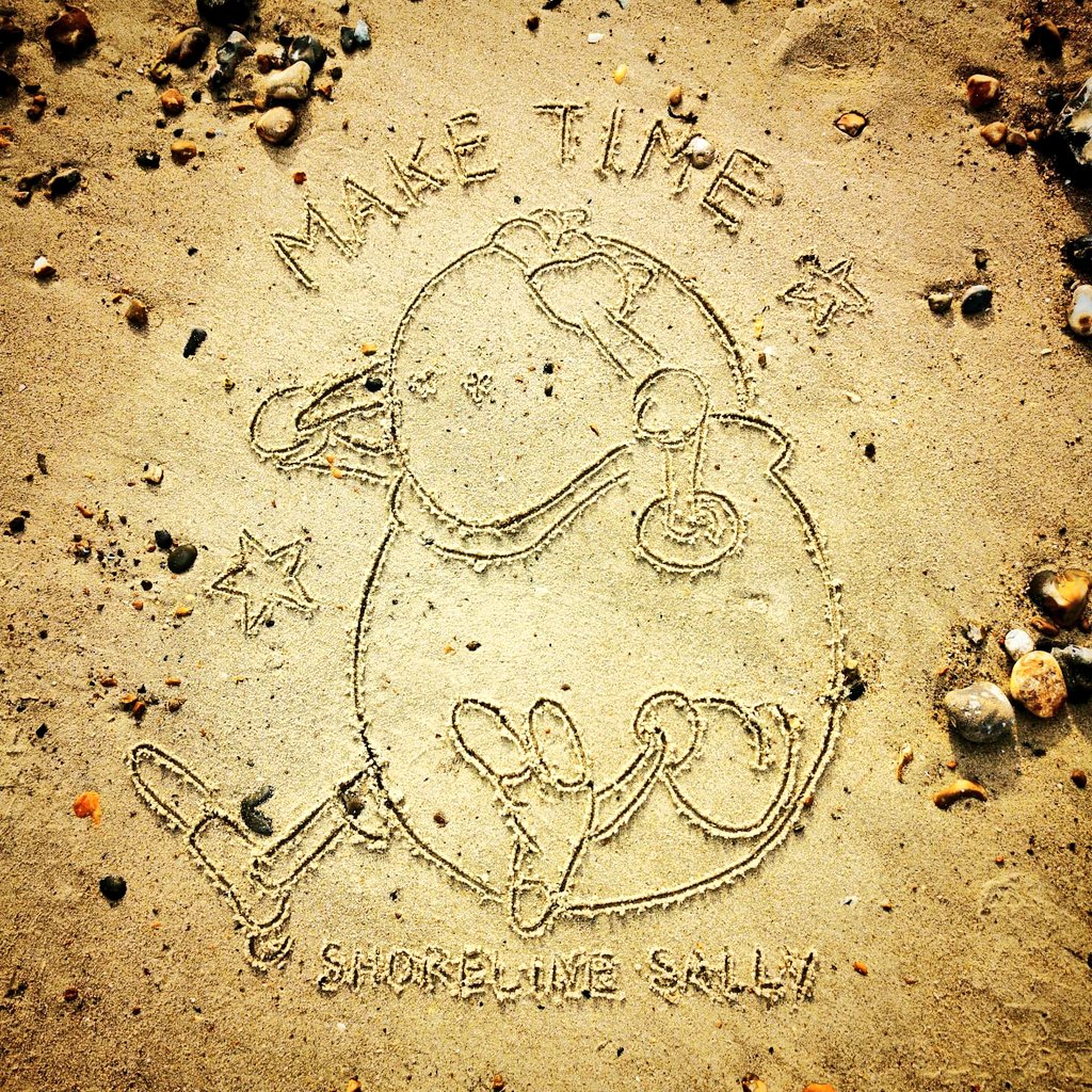 DigiDaughter's tweet photo. Make Time ⌚ #YualandJab #TimeMasters #Nodes #Robot #Droid #spacemates #Telepathic #ReneLaloux #mœbius #lesmaitresdutemps
💛 #StaySafe #sanddrawing #beachart 🌊🌊 #Lockdown2021 #morale #VitaminSea #Lockdown2020 #comics #cartoons ✍️ #SandBanksy #shorelinesally Characters No.1201 https://t.co/m3ZMbBr9qx