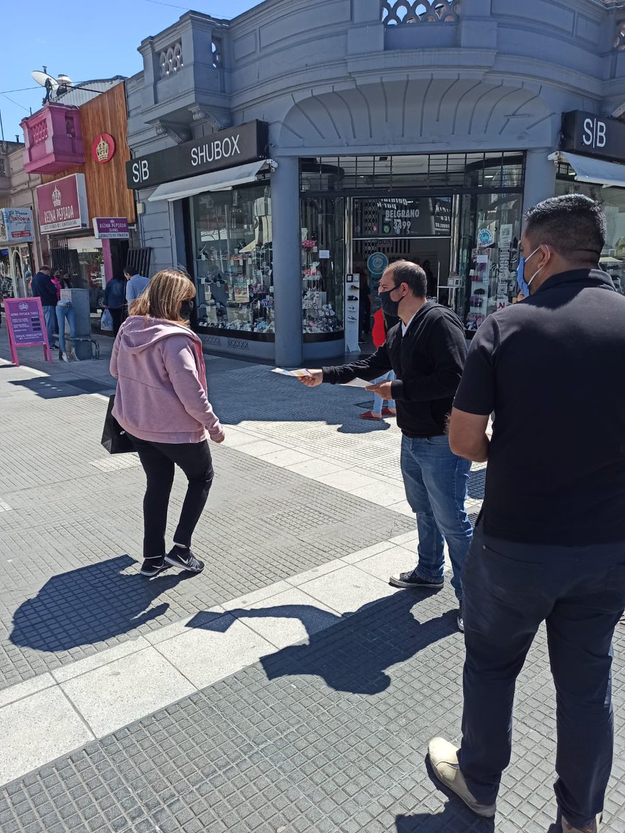 alonsolramiro's tweet photo. 💬🌞 Junto a todo el equipo de JXC, seguimos estando cerca del vecino escuchando sus preocupaciones y contándoles las propuestas que tenemos para el San Martín que soñamos. 
#EsJuntos https://t.co/vk2jSc1jOG