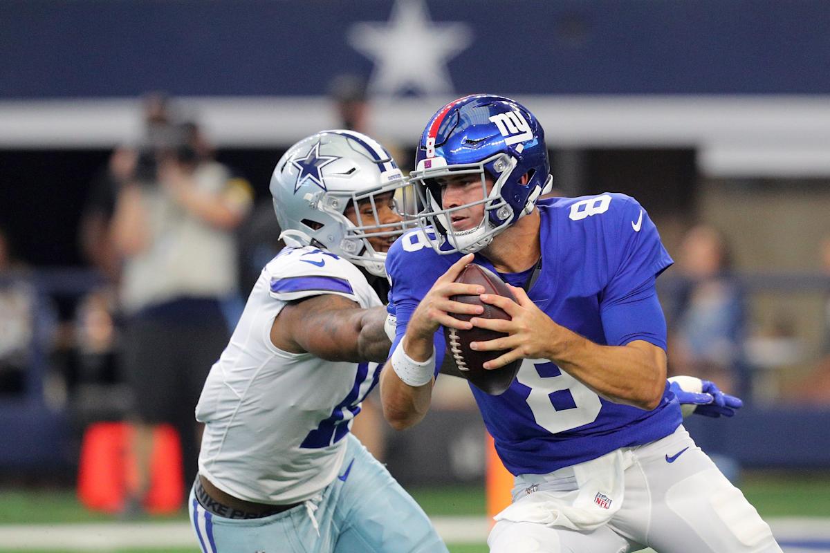 LoadedCoverage's tweet image. Loaded Coverage&apos;s first featured story is LIVE!
.
&quot;David Gettlemen has Failed to Build a Foundation for Joe Judge and Daniel Jones&quot;
.
Read the full article HERE: loadedcoverage.com/stories/dave-g…
.
.
.
.
.
#LoadedCoverage #NFL #Giants