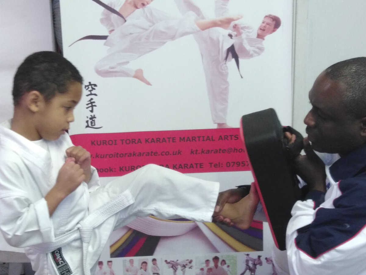 AbbotsCommunity's tweet image. It's Tiny Tigers Junior Karate time again! This popular class at Abbots Langley Community Centre runs twice every Sunday at 12.30pm &amp;amp; 1.30pm. Instructor Nelson Ashley has over 30 years' teaching experience &amp;amp; the sessions have an emphasis on fun &amp;amp; fitness: abbotslangleycommunitycentre.co.uk/clubs-classes/…