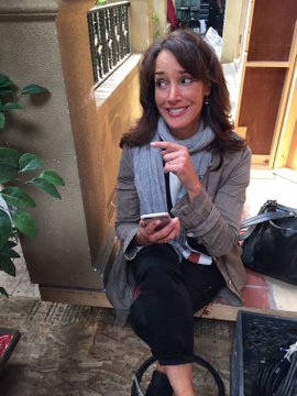 JENNIFER BEALS - Página 7 FB1kw9-WEAQI6Wl?format=jpg&name=360x360