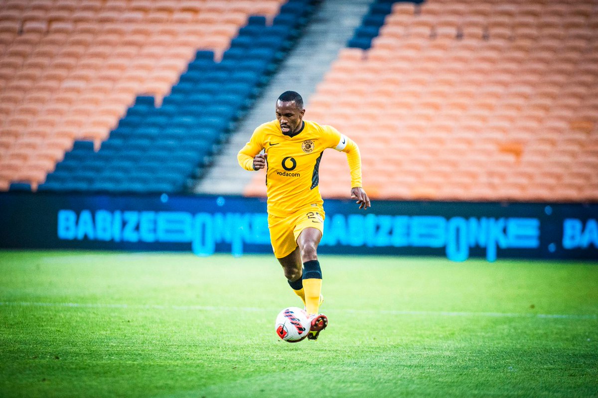 KaizerChiefs's tweet photo. 90 + 3’| #KC 4 : 0 #CU 

Full time score: (Dolly 12’ 31’, Billiat 70’, Kambole 90 + 1’) Kaizer Chiefs 4 : 0 Chippa United 

Man of the Match: Keagan Dolly

#Amakhosi4Life #DStvPrem https://t.co/IF9e4DLaIE