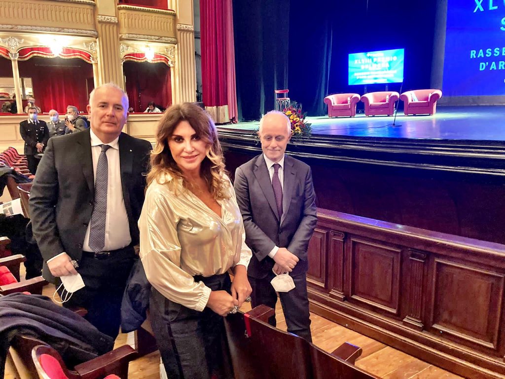 @premiosulmonaofficial Premio nazionale di giornalismo a Luciano Fontana #corrieredellasera Manuela Moreno #Tg2Post e Gianni Todini #askanews