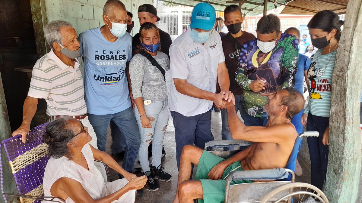 Hoy nos tocó en Villa de Cura, sector Mata de café,  junto a <a href="/henryrosales1/">Henry Rosales Aragua</a> y Alexander Ramirez, llevando el mensaje de cambio para combatir al Régimen, y la forma de lograrlos es votando el próximo 21 de noviembre por la tarjeta de la Unidad, la de la manito #Aquiestamos #Unidad
