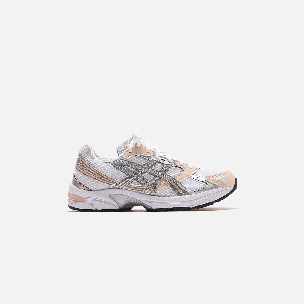 Asics WMNS GEL-1130 - White / Pure Silver dlvr.it/S9jB8P