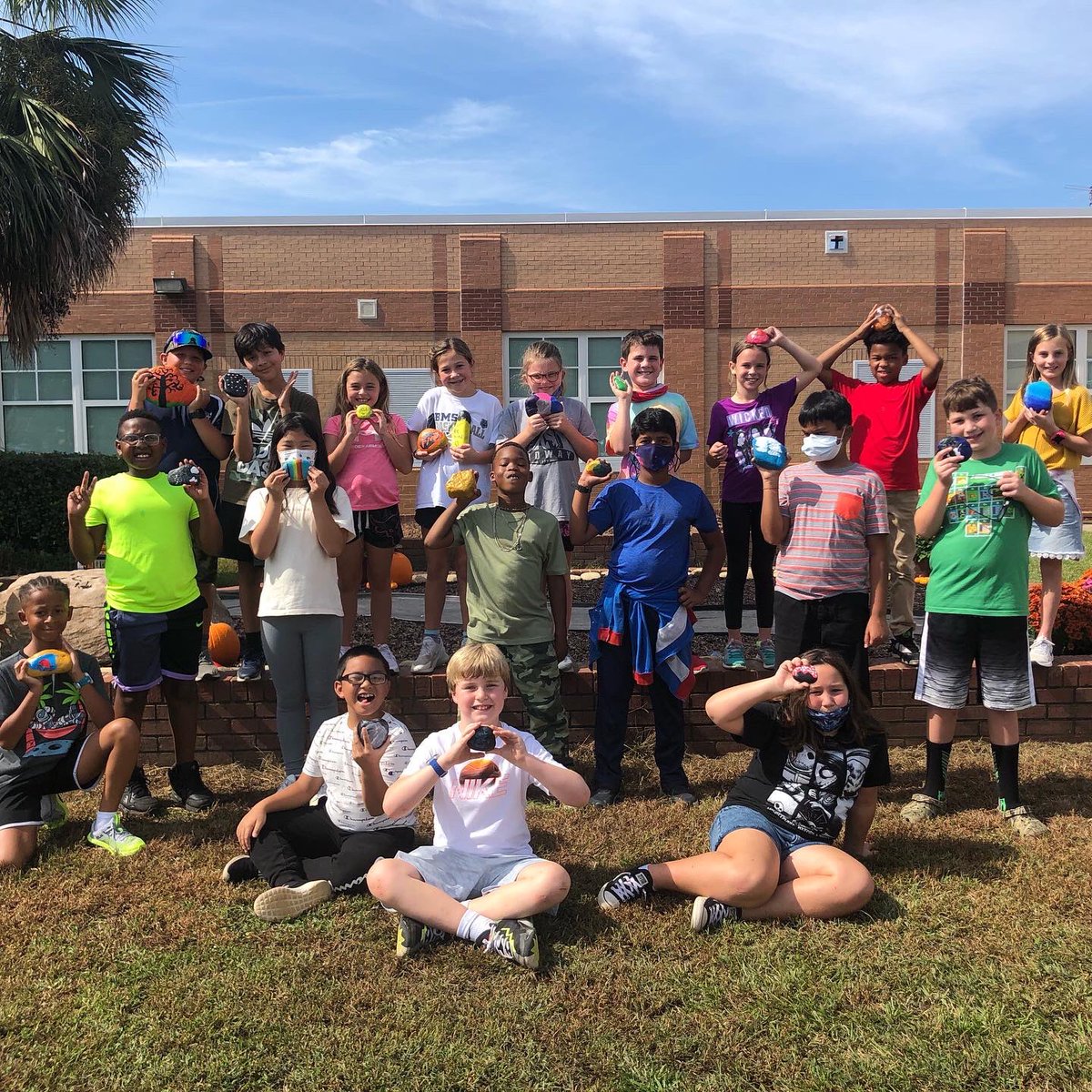 hcurrent4th's tweet photo. Mrs. Lloyd created a kindness garden at Midway that each student will get to add a kindness rock to! Our class painted their rocks in art class this week and were the first class to lay them on the kindness path! @MrsLloydsclass @Midway_Mustangs https://t.co/OVrlYK2kSf