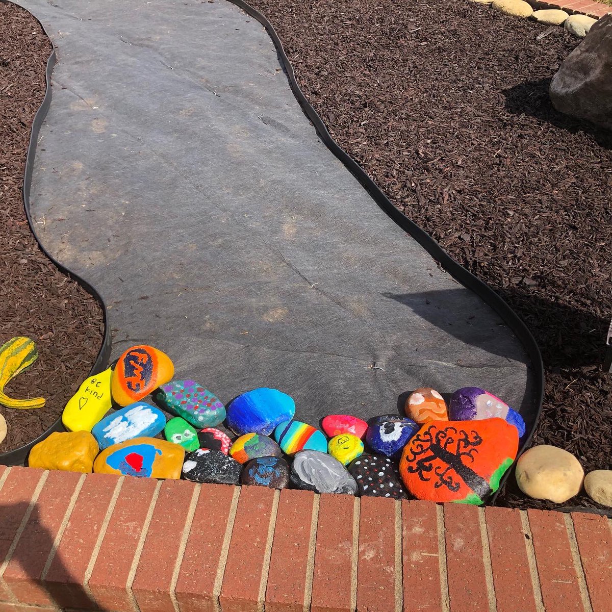 hcurrent4th's tweet photo. Mrs. Lloyd created a kindness garden at Midway that each student will get to add a kindness rock to! Our class painted their rocks in art class this week and were the first class to lay them on the kindness path! @MrsLloydsclass @Midway_Mustangs https://t.co/OVrlYK2kSf