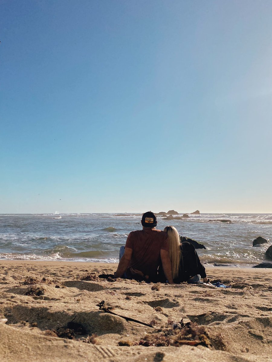 Darth Karl 🖤 tweet media