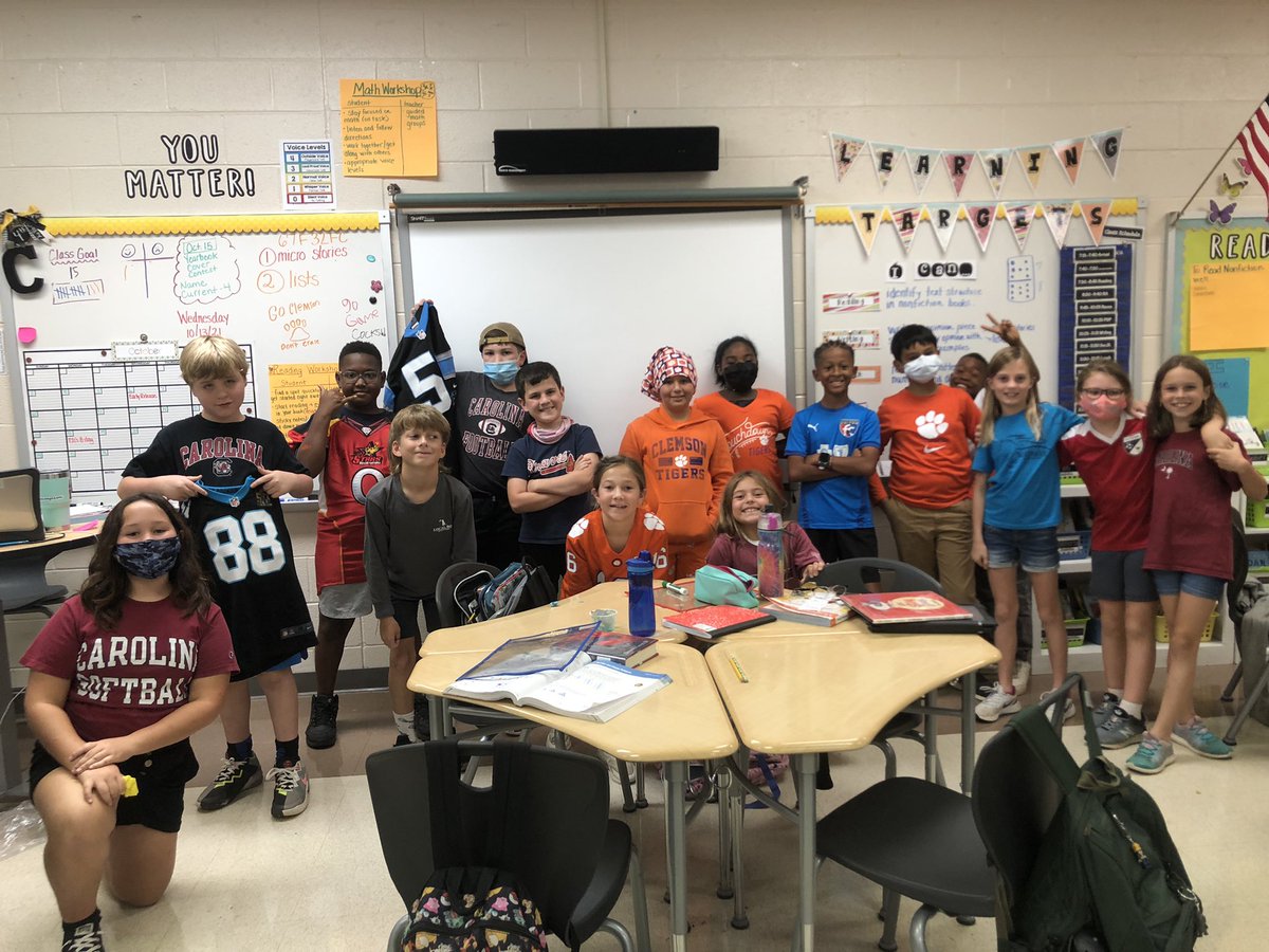 hcurrent4th's tweet photo. Team up against bullying! @Midway_Mustangs https://t.co/5sB4ltfsKH