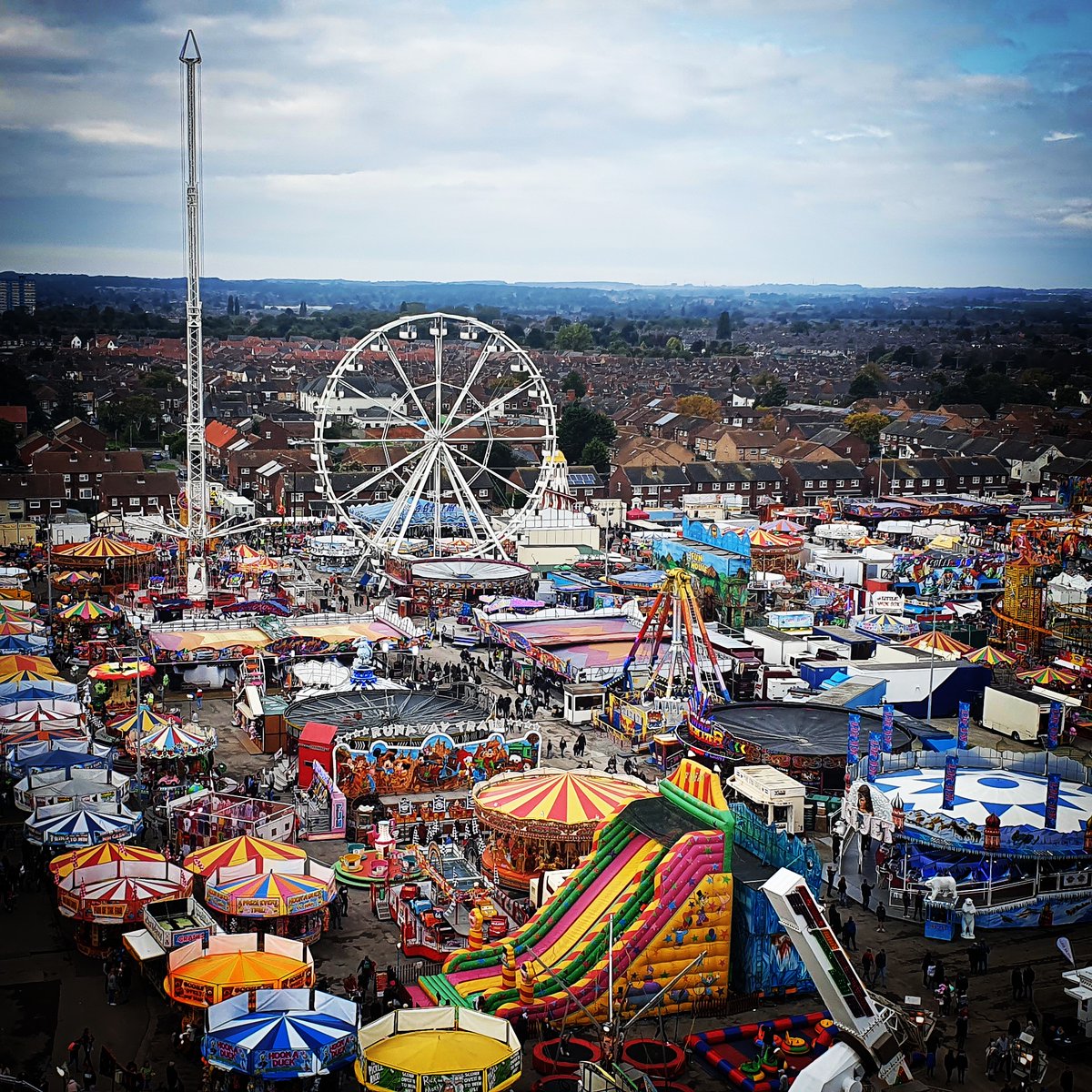 <a href="/HullFairHQ/">HullFairOfficial</a> little view of the fair...Great to have it back