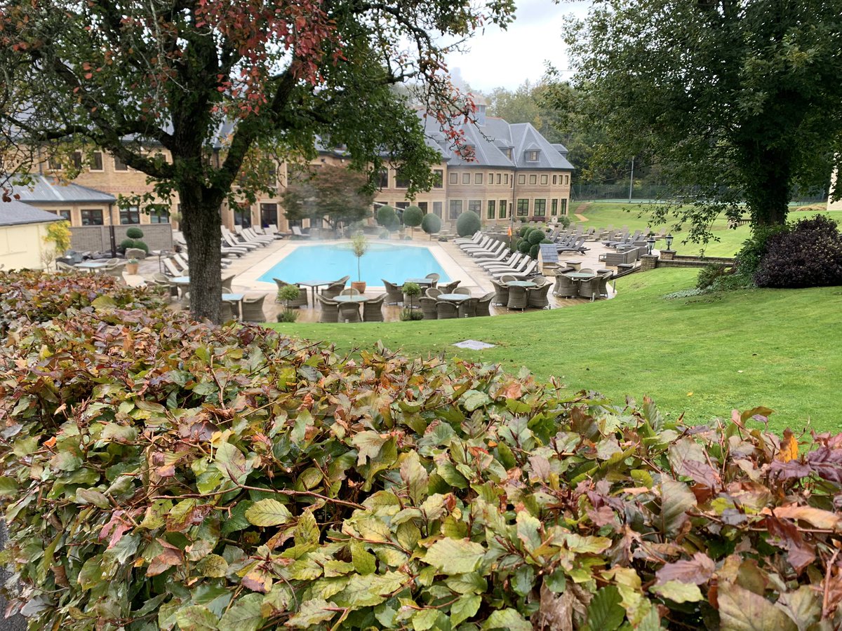 Balanced lifestyle is tricky. Sometimes you just need a break. Getaway with the other half seems to be a great idea… 😊