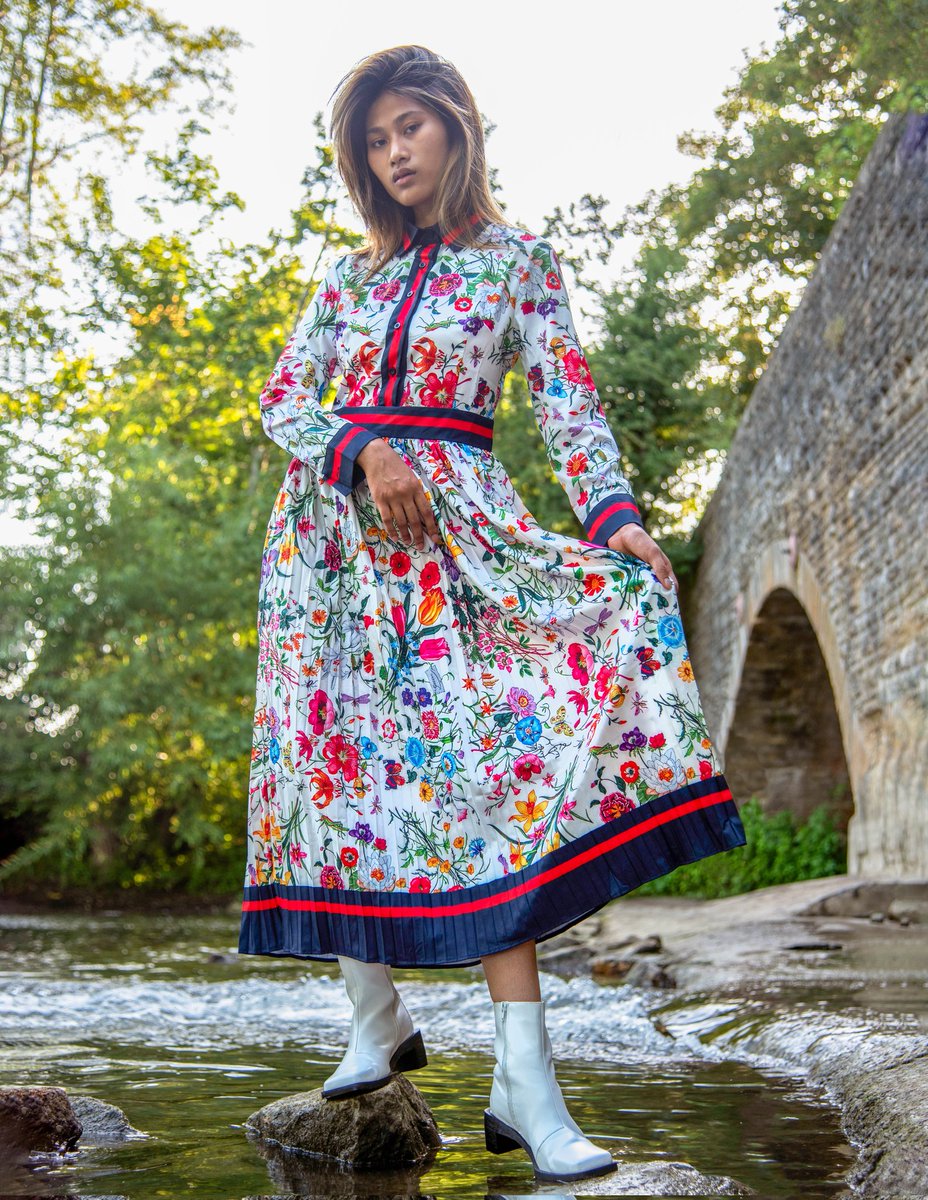 RIVER SHADE - We loved seeing model @opalkunk wearing our Casa Rose floral dress as featured in FASHION ART Marika Magazine recently! Thanku photographer Kia Roberts for capturing these shots! 💚💛casarosefashion.com 
 #casarosefashion #fashionfeature #floraldress #FEATURED