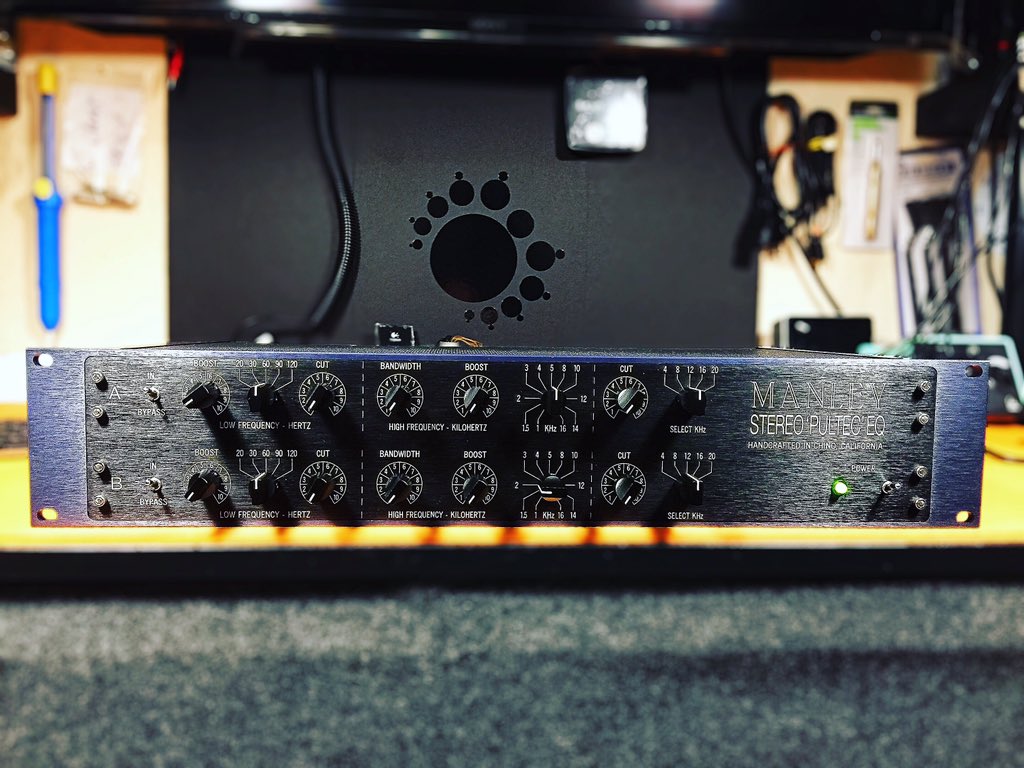 Manley Stereo Pultec EQ, Mastering Mods ready to process music again!!!!!,, 👍🎶🎶
•
•
•
#manleystereopulteceq #mastering #masteringengineer #audio #studio #masteringstudio #ibeathouse #studioengineer #audioporn #gearporn #bestlife #studiolife🎧 #musiclife #electronicmusic