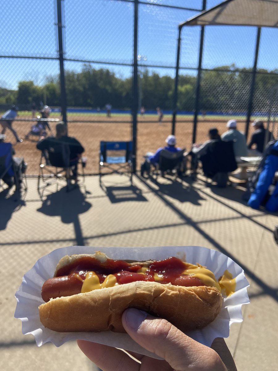 Hot dogs and 70 degree weather!! Yes PLEASE!!