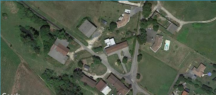 montegutPLM's tweet photo. @GeoDeclic Montégut 15/10/2021 Notre école est dans un hameau #géocohabiter.  @Les_Eterlous , est-ce que votre école est dans un village, dans une ville ou un hameau ?
Pouvez-vous repérer notre école sur la photo satellite ? https://t.co/OM0aPt7OVC