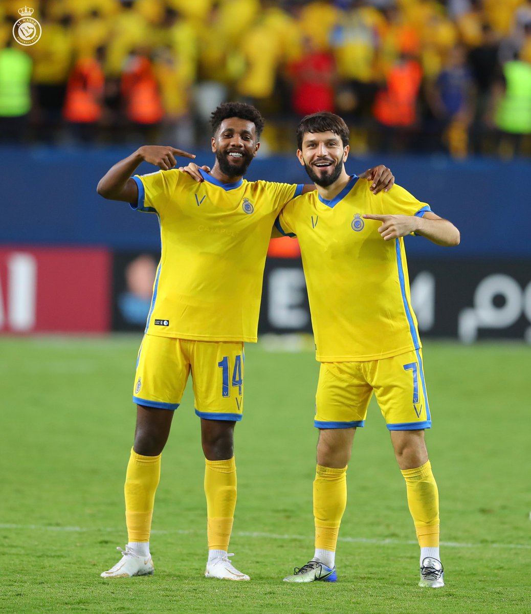 AlNassrFC's tweet photo. كل السعادة في النصر 🤩 https://t.co/xTuVf4st8D