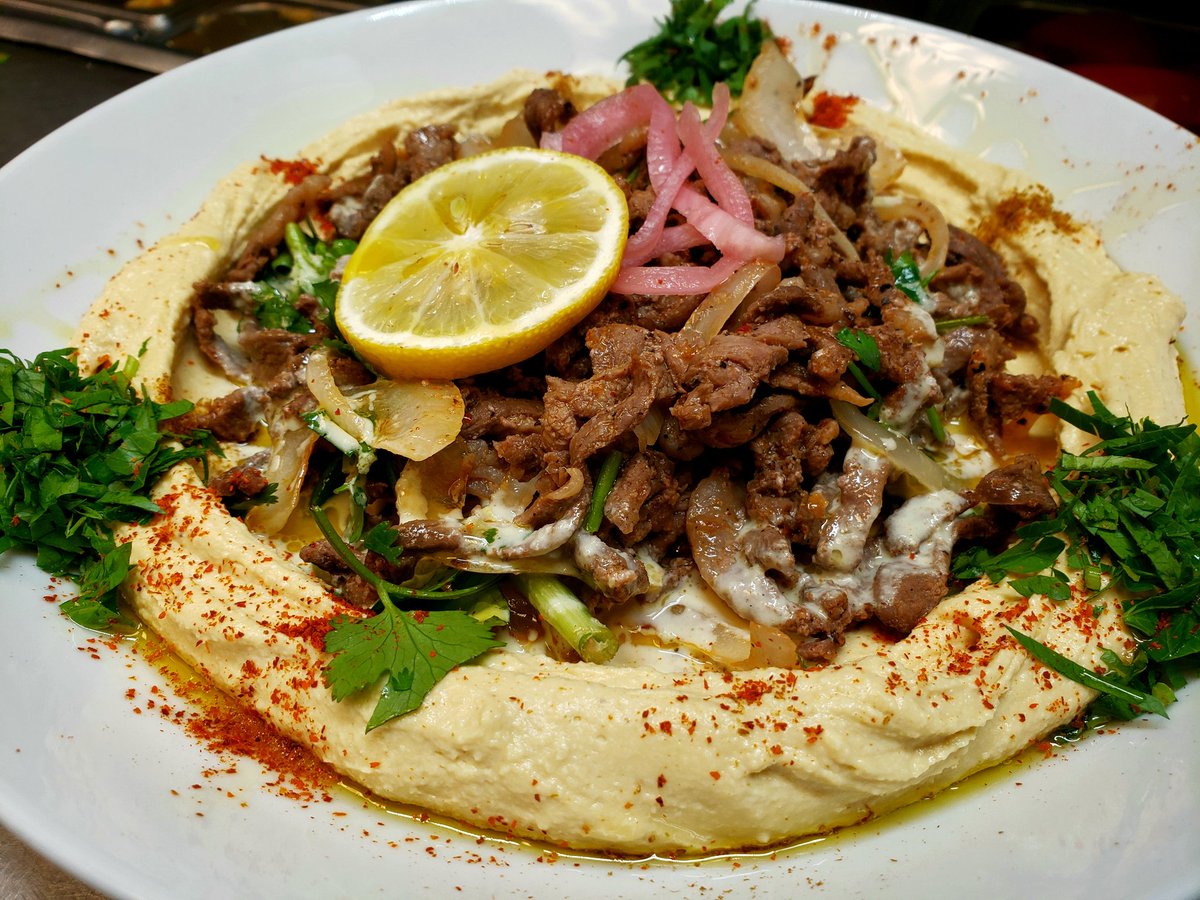 caferakkatn's tweet photo. #hummus 
#chickenshawermah #caferakka 
#rakkanroll #syrianfood #healthy https://t.co/mwmfJ2Rpu0