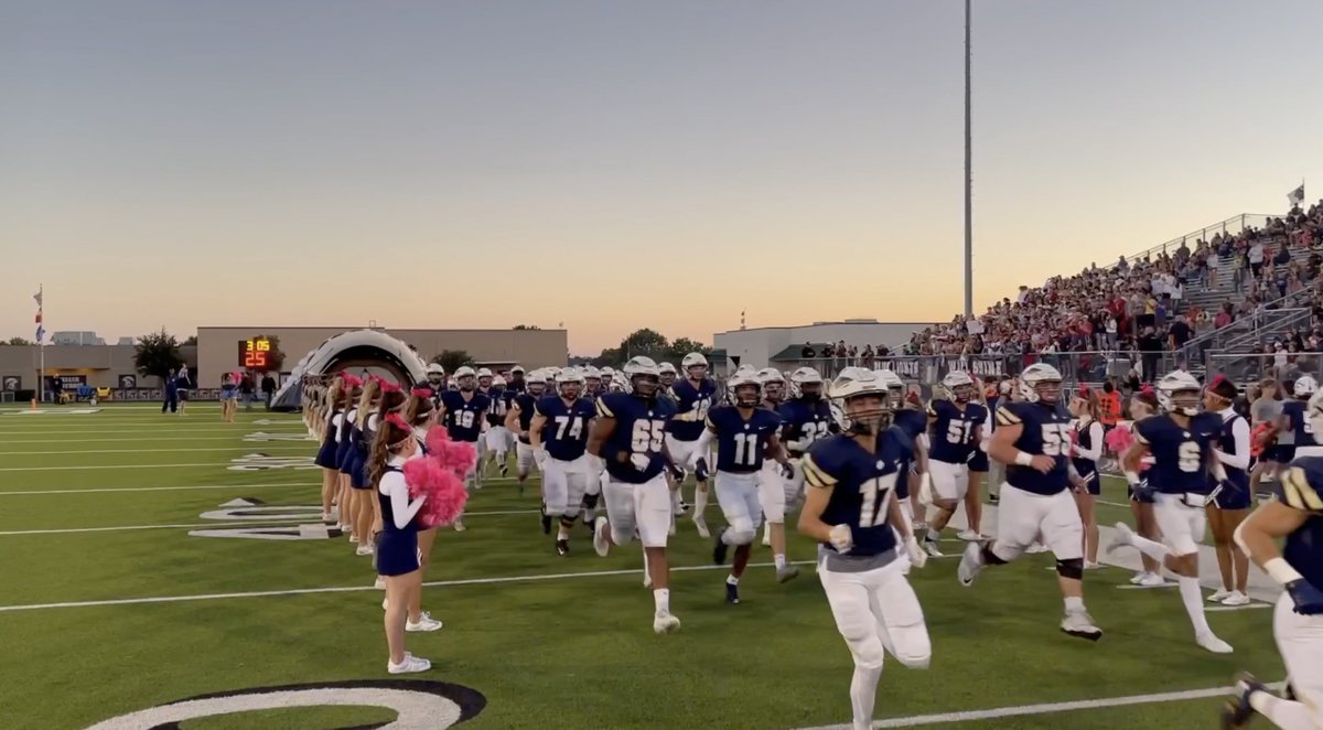 Friday Night Glory (@fridaynghtglory) on Twitter photo VIDEO 2021 Timber Creek vs Keller Highlights
youtu.be/VtrpMZNMbbA
#txhsfb | <a href="/TXRoofCoach/">Coach_Meek</a> | #FNGSports VIDEO 2021 Timber Creek vs Keller Highlights
youtu.be/VtrpMZNMbbA
#txhsfb | <a href="/TXRoofCoach/">Coach_Meek</a> | #FNGSports