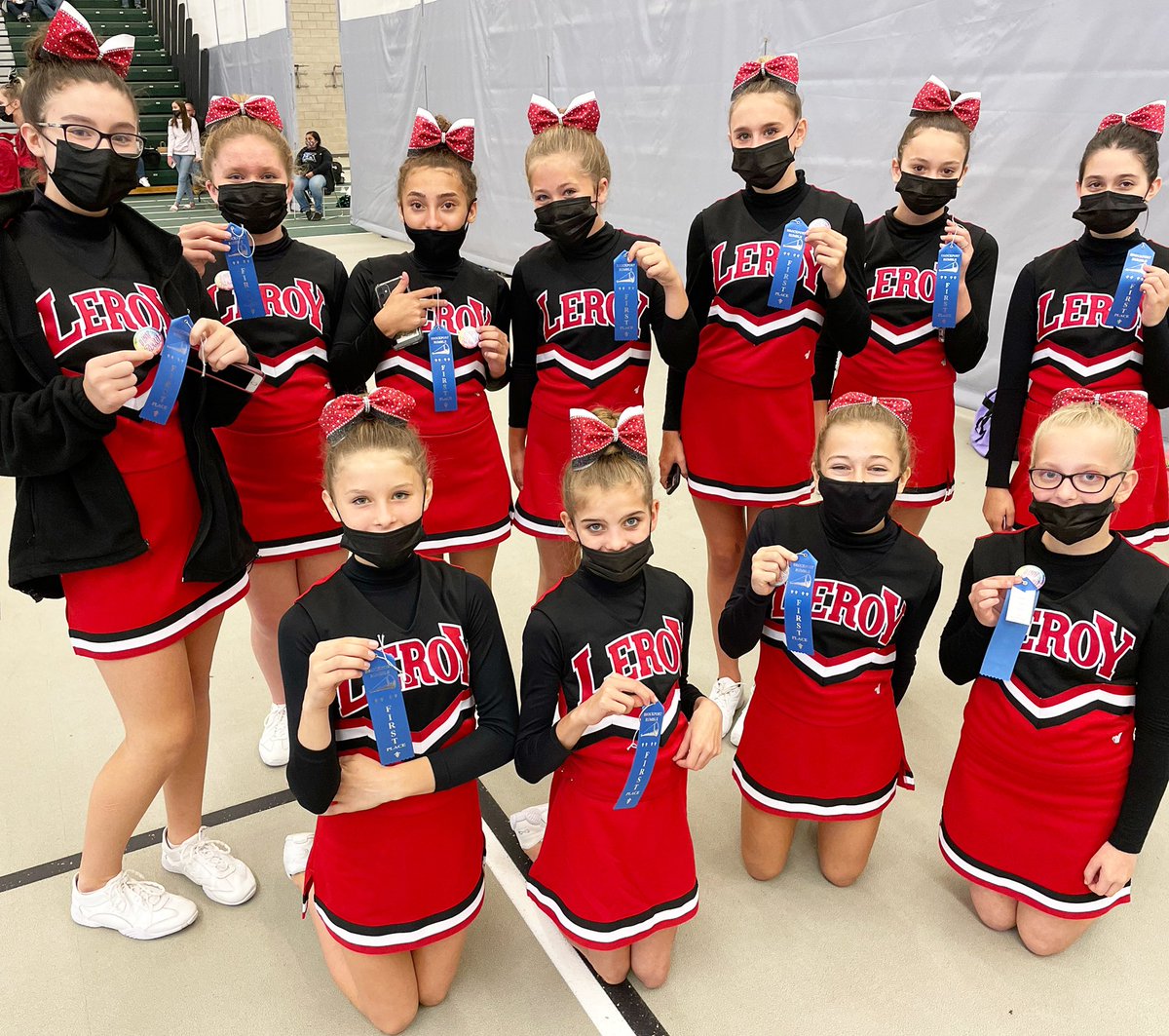 Our modified team ended their competition season today with a first place finish! So proud of how hard these girls have worked through their season. The future is bright! 🌟🏆