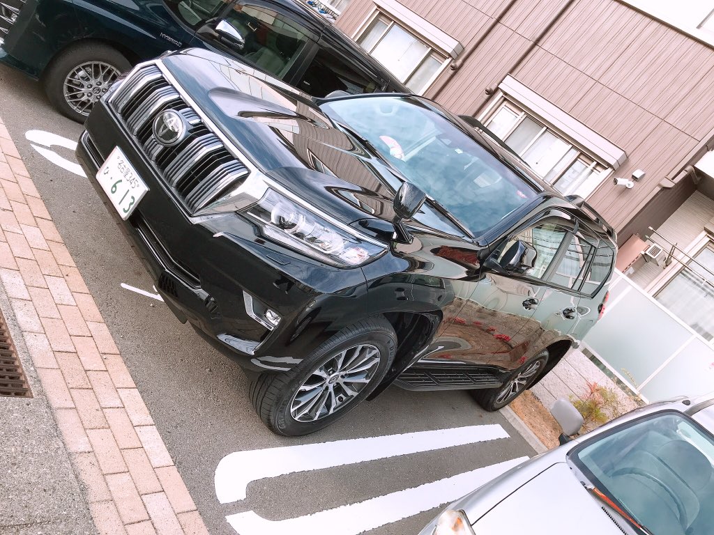 g_u2u's tweet photo. @Kinnosuke100 ちなみにこのようなプラドでしたか？
少しでも希望があるなら探しにいきたいのでご協力お願いします🙇‍♀️ https://t.co/2HgjfgOGw5