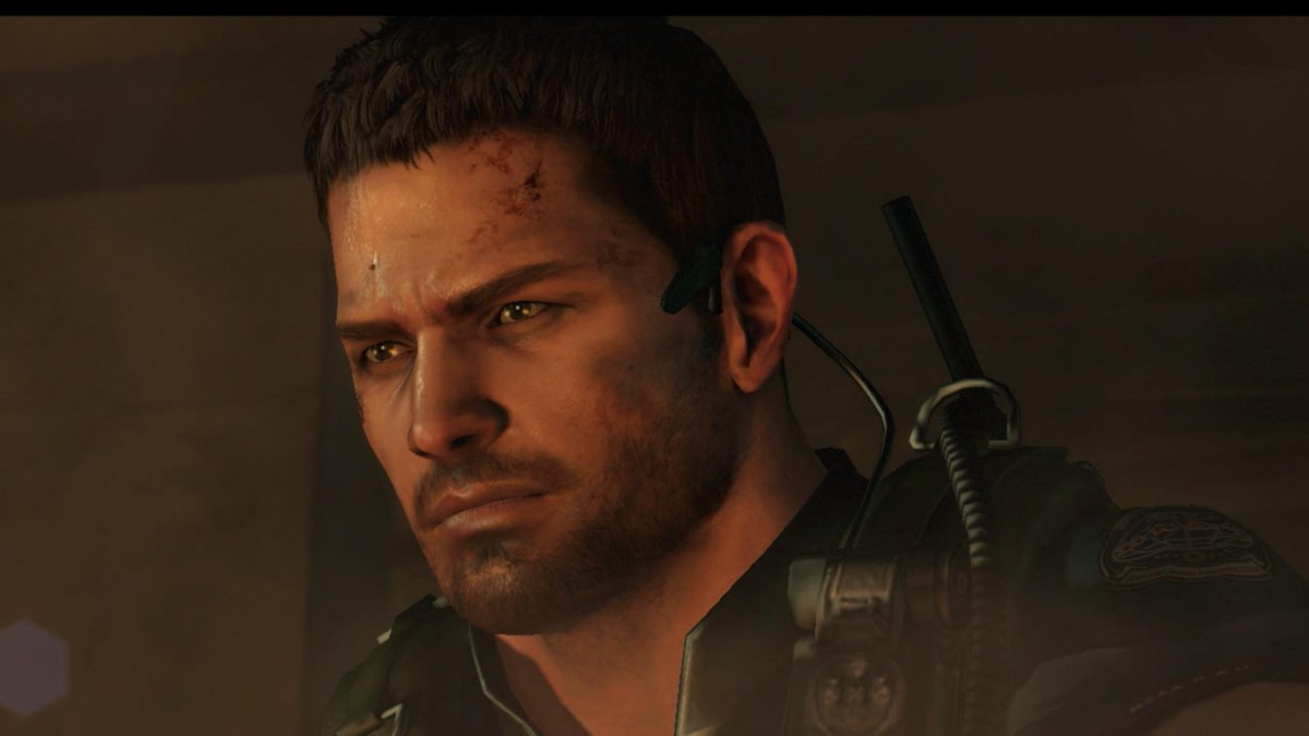 InANivans's tweet image. / RE6 Chris with blue eyes looks wayyy different, HELLO?!