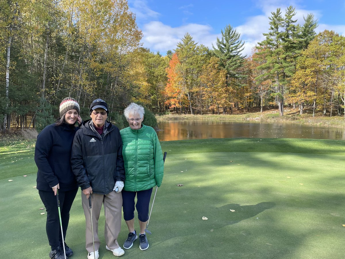 RuralMidwestMom's tweet image. Fall golf #timberstone #golf #fall #Michigan #TheUP