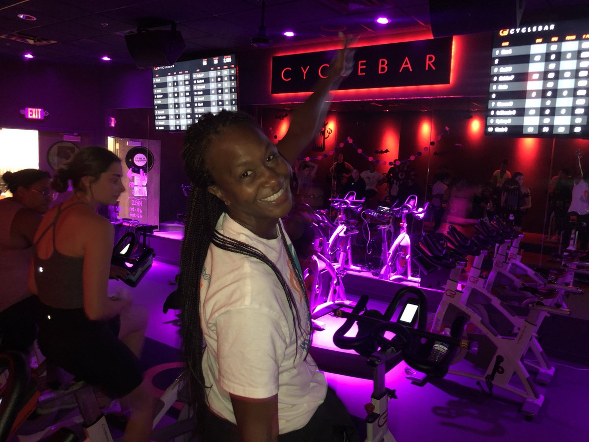 Catchin24's tweet photo. Oooooo weeeee 💪🏽💪🏽 Rocked the 1st @CB_TradersPoint @cyclebar ride with our @Catchthestars24 crew 🚴🏽‍♀️🚴🏽‍♀️🚴🏽‍♀️ Thanks for everyone on our Catch on to Fitness journey 🎉🙌🏽💪🏽
@AnneMarieWTHR #TheJourneyContinues #Not2Late #Fitness https://t.co/qrQNYsQBmy