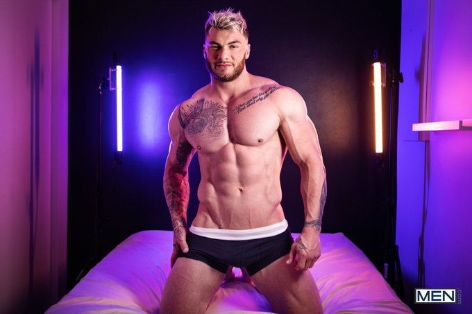 1 pic. #SexySaturday Our favourite ?? @William_SeedXXX ??

#gay #gayporn #gaysex #NSFW #muscle #muscleman