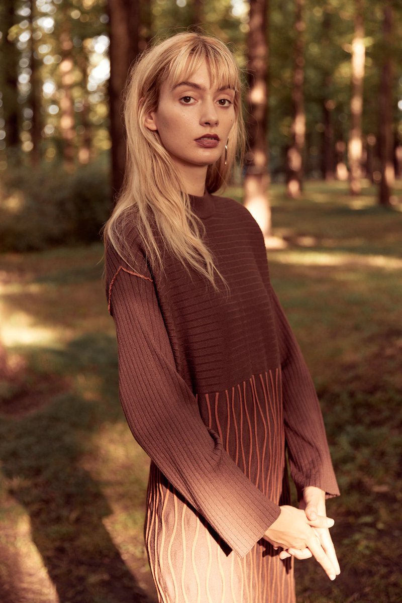 olnenue's tweet photo. 【数量限定再販売スタート】

Fisher pattern knit one-piece
Black / Brown / Lime

10/15(金)にWEB STORE OPEN以来、大人気のワンピースが数量限定で再販売スタートしております。
お買い逃しのないようご利用くださいませ✨

\   ディレクターも着用中💚  /

#OLNENUE
#オルネヌー https://t.co/qK5f8o2HLf