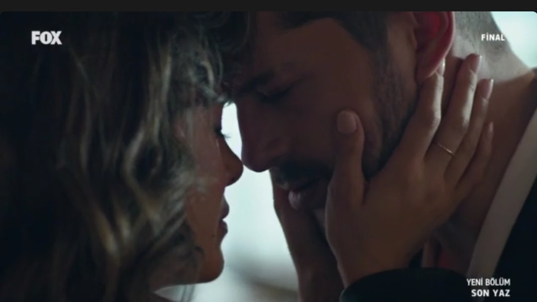 t_kalbi's tweet image. Alperen Duymaz &amp;amp; Hafsanur Sancaktutan siz ne yaptınız öyle ya...

Yaşatınız, yaşattiniz. Iyi ki #Akmur &apos;umuz siz olmuşsunuz👏

 #selametle #Sonyaz